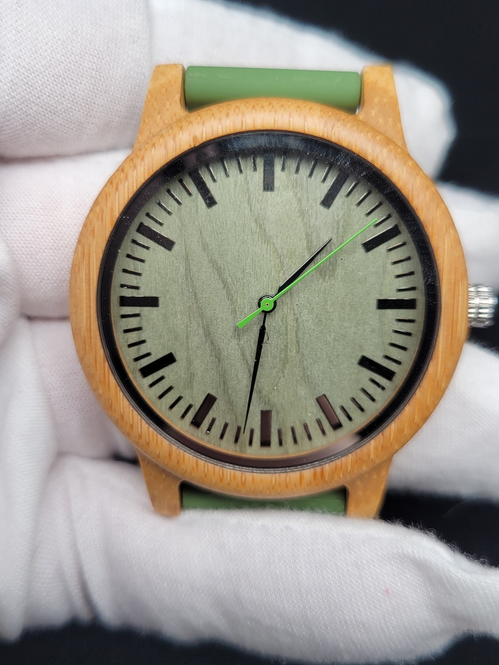 Minimalist Bamboo Watch with Green Dial and Strap